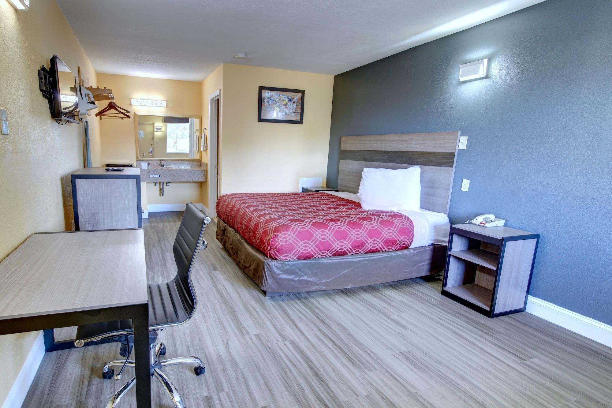 Econo Lodge At Military Circle Norfolk Bagian luar foto
