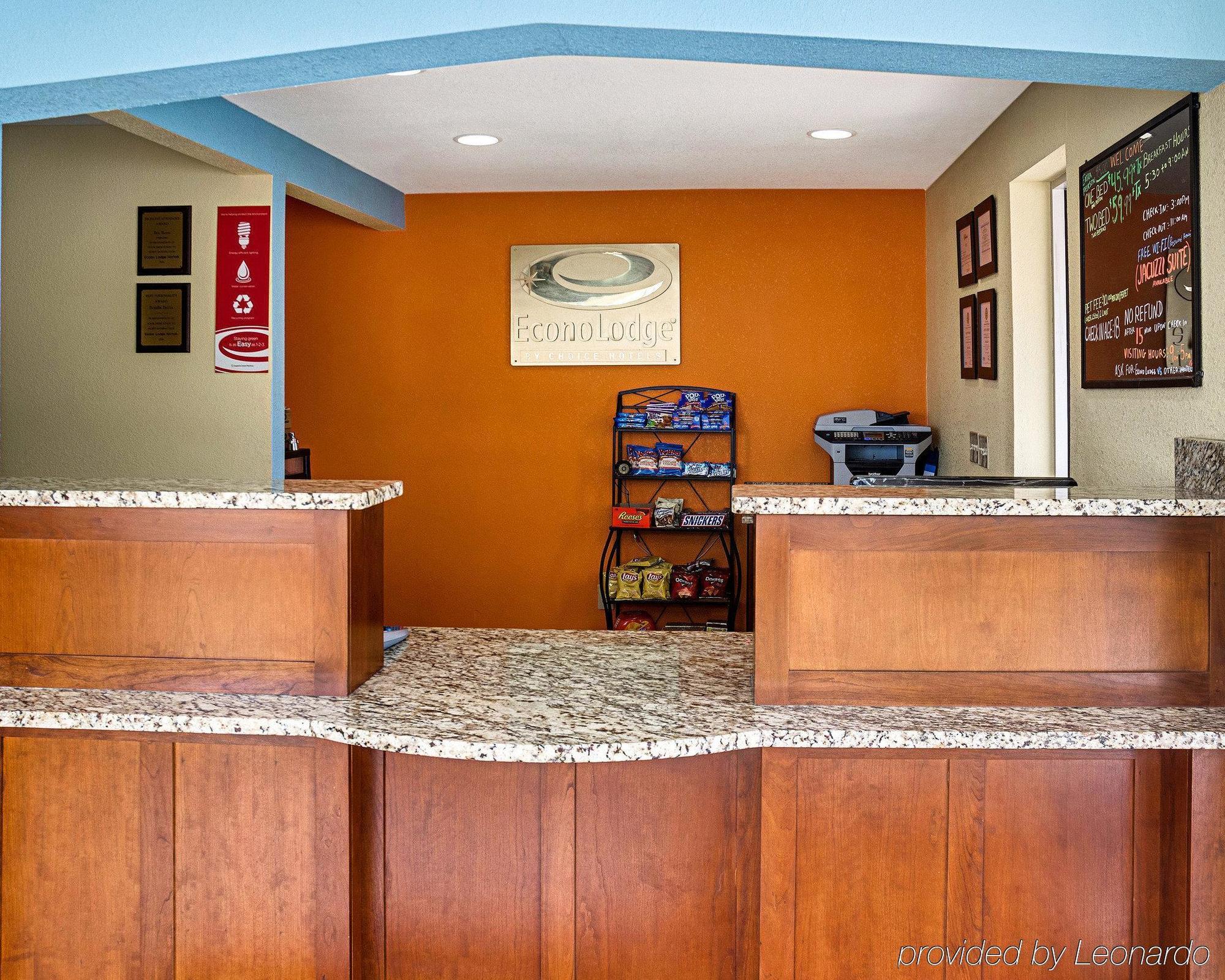 Econo Lodge At Military Circle Norfolk Bagian luar foto